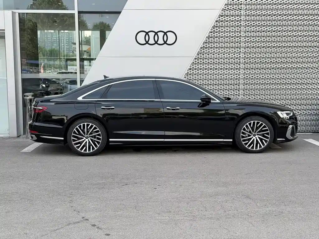 Audi A8 A8 L 45 TFSI quattro Luxury