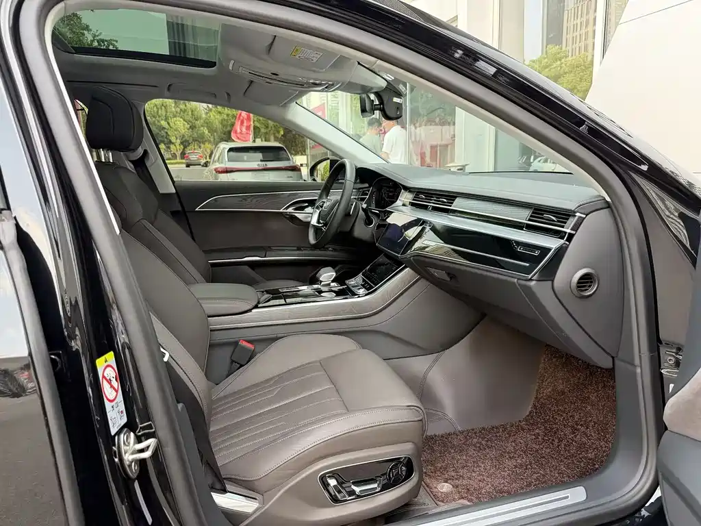 Audi A8 A8 L 45 TFSI quattro Luxury