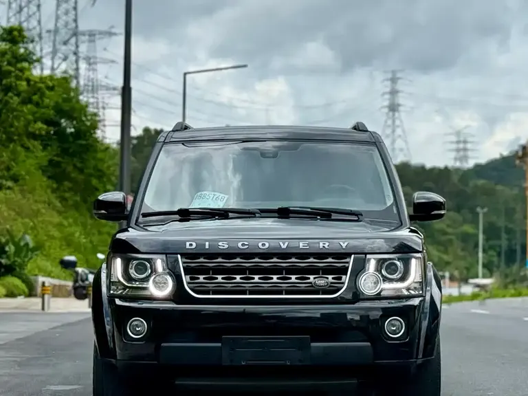 Land Rover Discovery 3.0 SC V6 SE