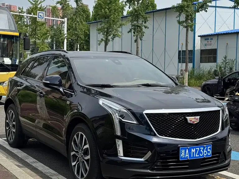 Cadillac XT5 2.0 T 4 WD Platinum
