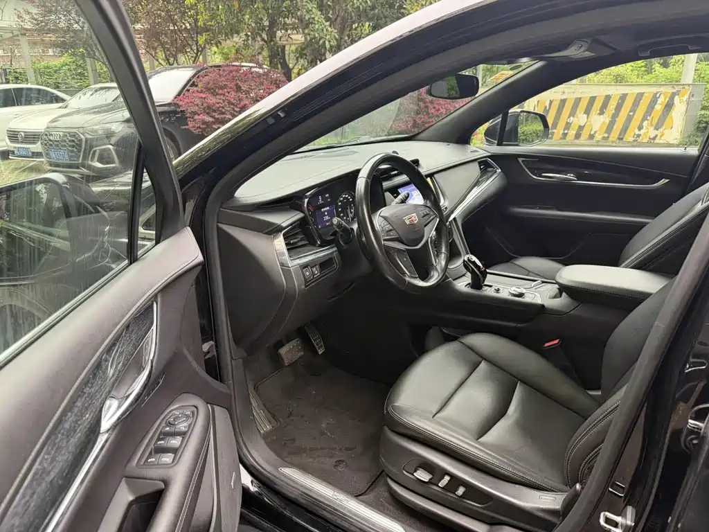 Cadillac XT5 28 T Luxury