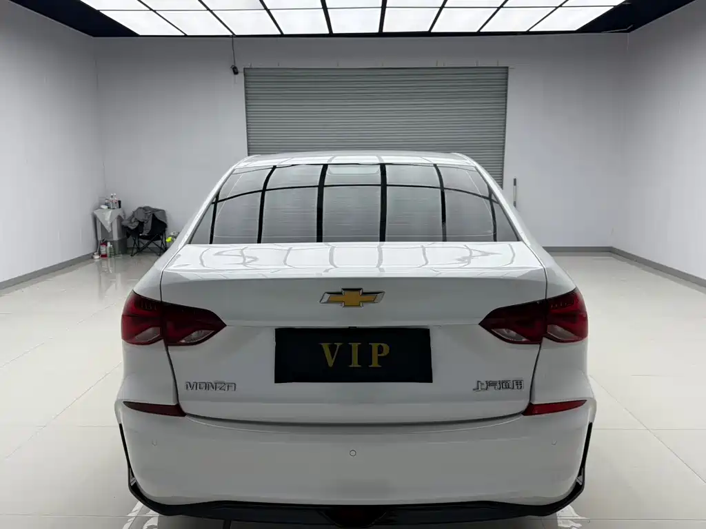 Monza 1.5 L DCT Joy