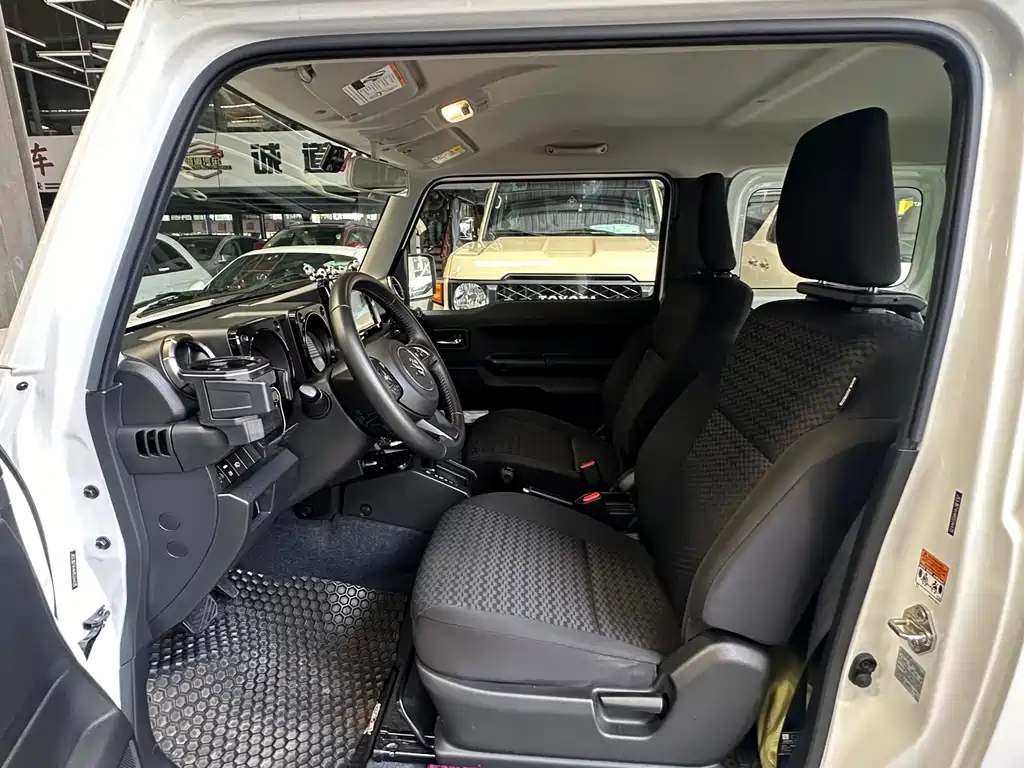 Jimny (Import) 吉姆尼(进口) 2022款 1.5 L 墨规版