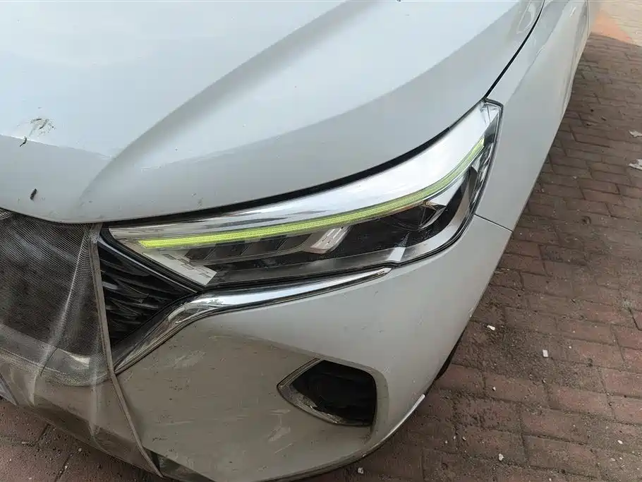 Haval M6 PLUS 1.5 T DCT Elite Connected