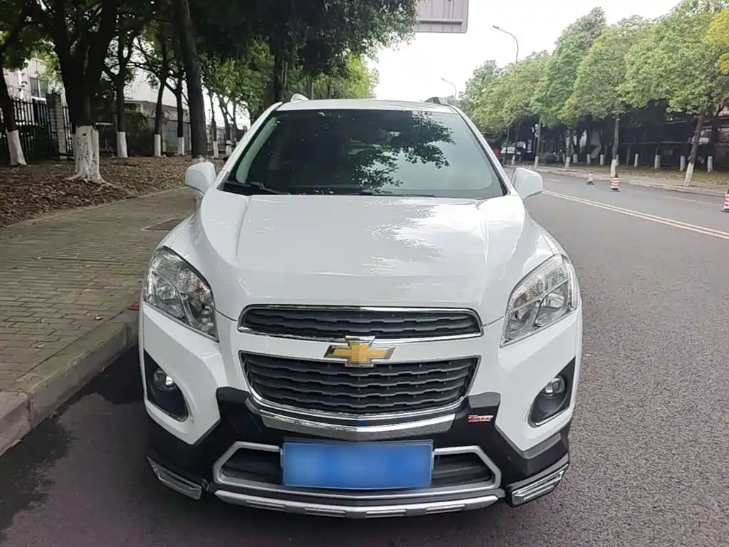 Tracker 1.4 T Auto 2 WD Luxury