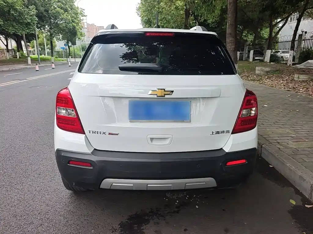 Tracker 1.4 T Auto 2 WD Luxury