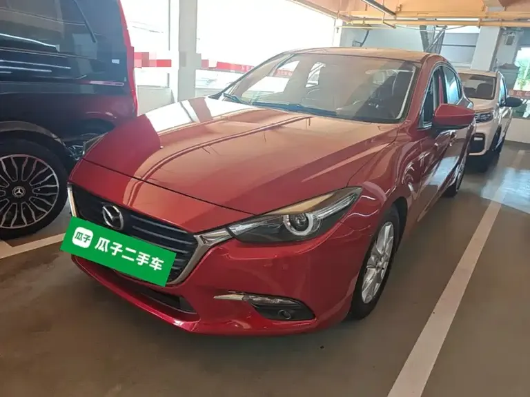 Mazda 3 Axela Hatchback 1.5 L Auto Luxury CN-V