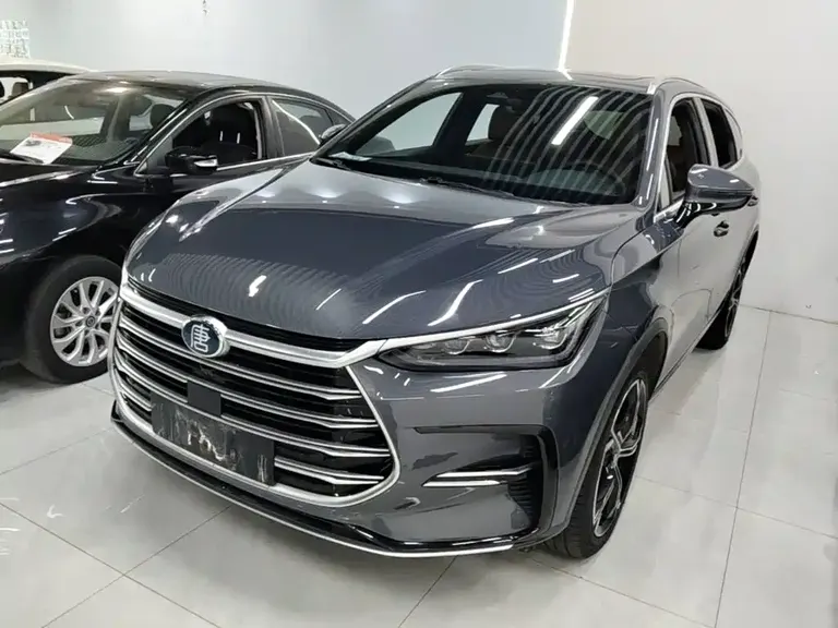 BYD Tang NEV DM-i 112 KM Honored
