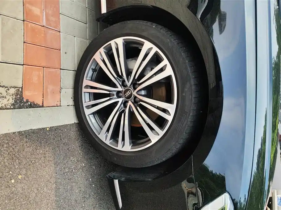 Audi A8 A8 L 45 TFSI quattro Luxury
