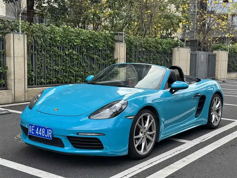 Porsche 718 Boxster 2.0 T