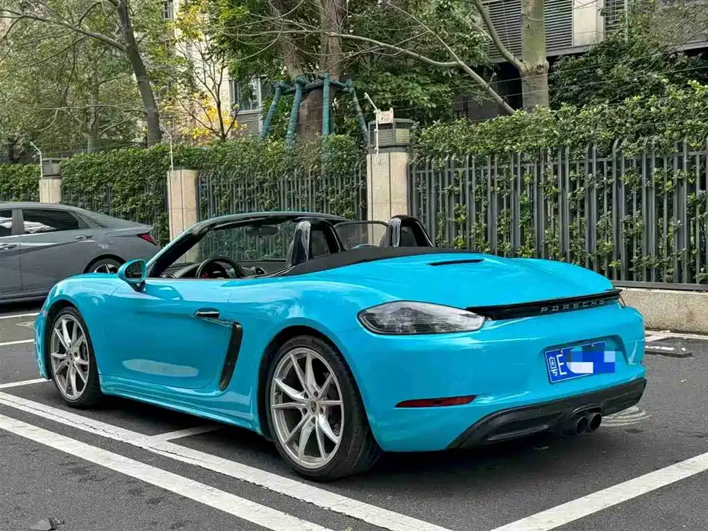 Porsche 718 Boxster 2.0 T
