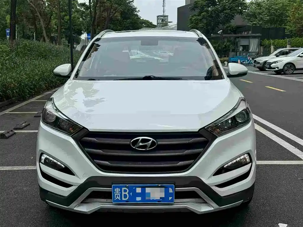 Tucson 途胜 2015款 1.6 T 双离合两驱舒适型