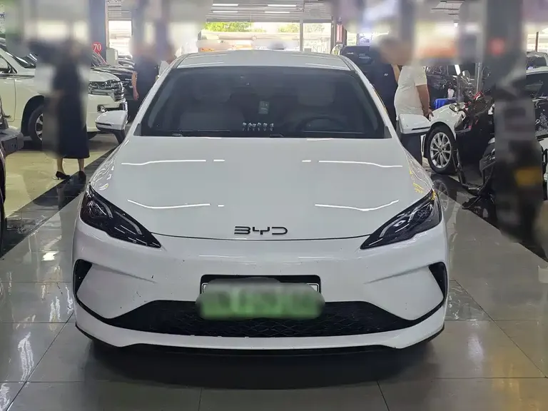 BYD Seal 05 DM-i DM-i Smart Drive 55 KM Luxury