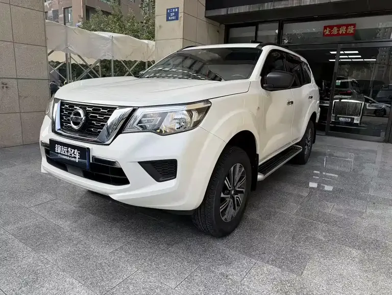 Nissan Terra 途达 2020款 2.5 L XL 手动两驱领先版