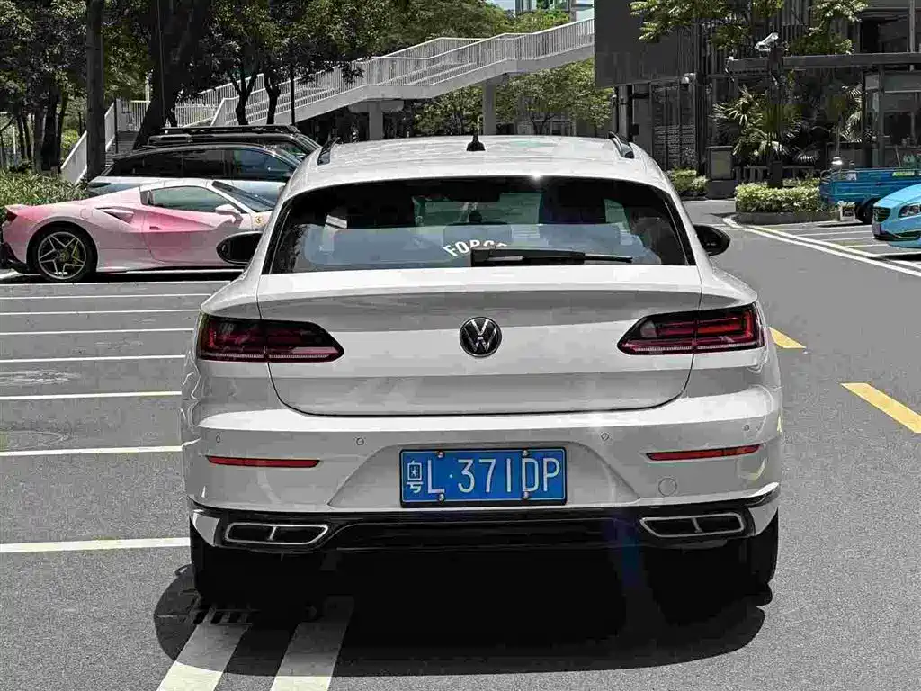 VW CC Shooting Brake 330 TSI