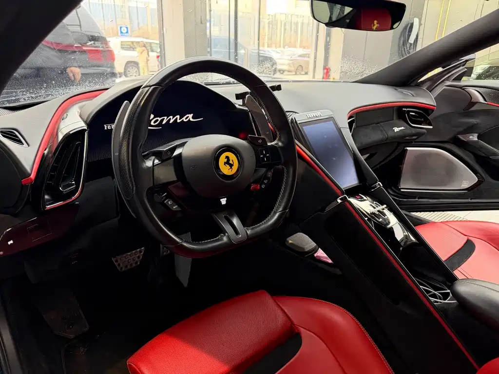 Roma 3.9 T V8