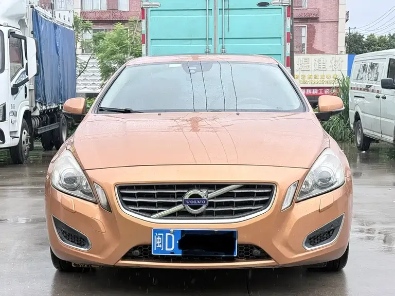 Volvo S60 (Import) 沃尔沃S60进口 2012款 T5 舒适版