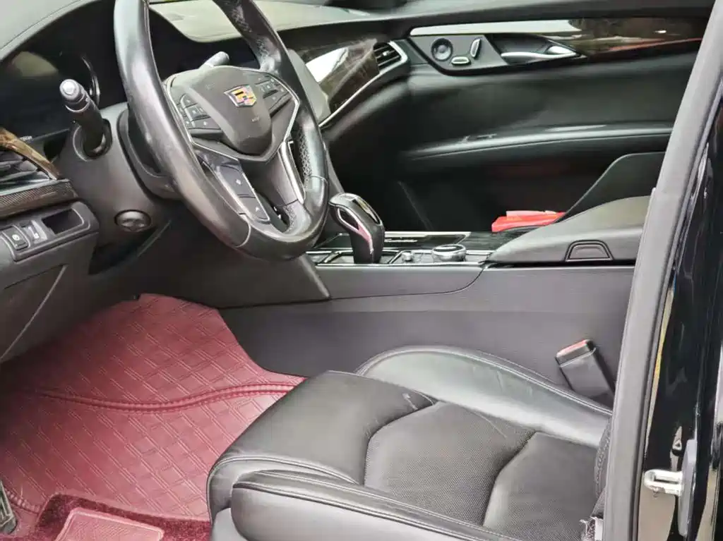 Cadillac CT6 凯迪拉克CT6 2019款 28 T 豪华运动型