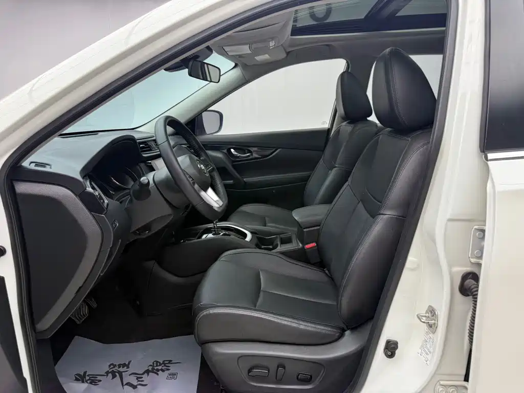 X-Trail 2.0 L 2 WD Connected Comfort Enjoyment