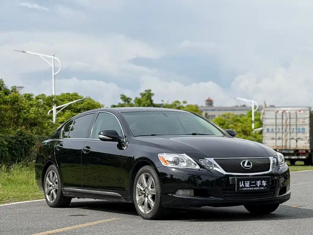 Lexus GS 300
