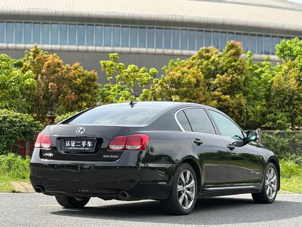 Lexus GS 300