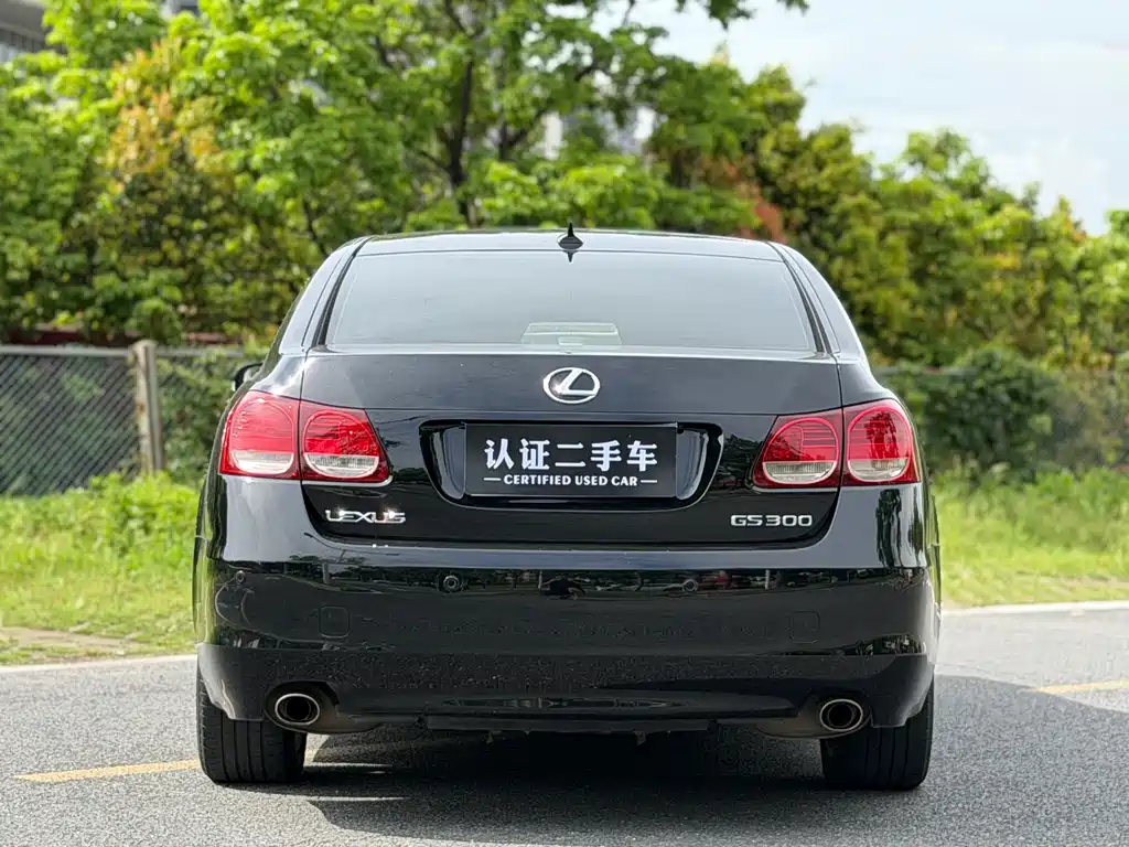 Lexus GS 300