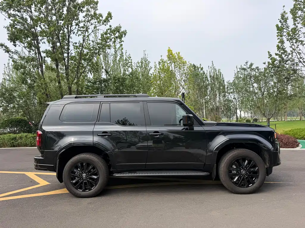 Prado 2.4 T Flagship VX 5-seat