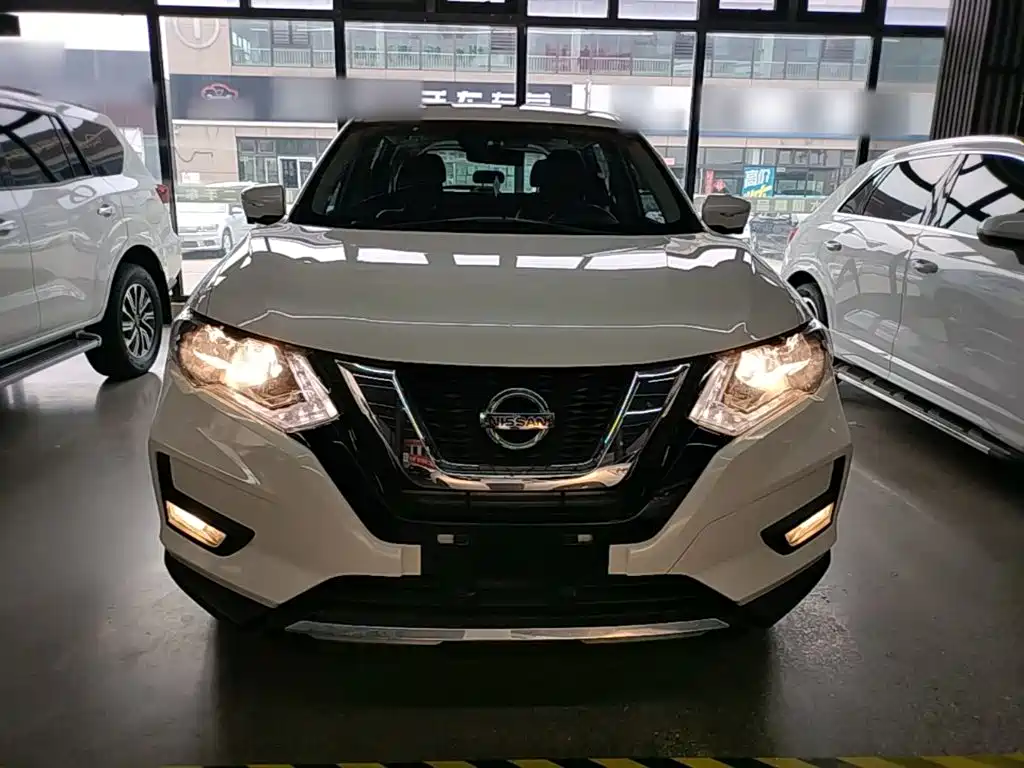 X-Trail 2.0 L CVT 2 WD XL ITS Comfort Commemorative