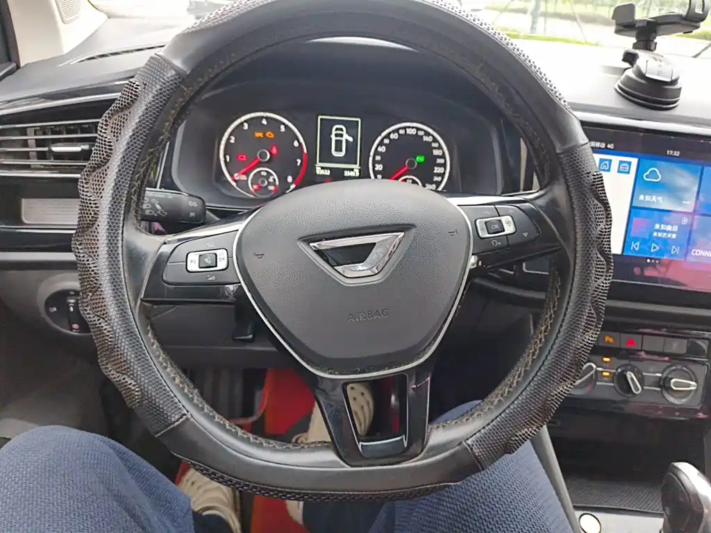 Jetta VS7 1.4 T Auto Joy