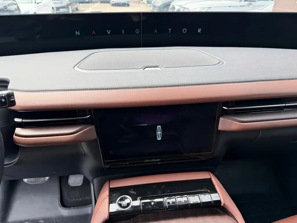 Navigator 3.5 T