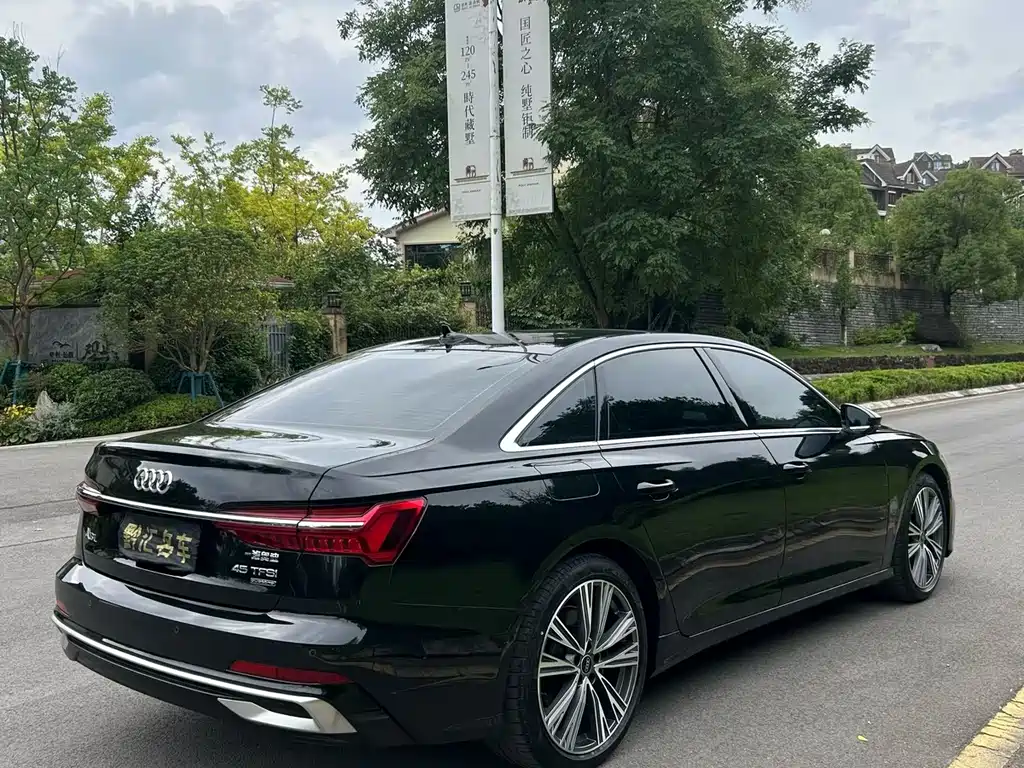 Audi A6 L Facelift 45 TFSI quattro Select Dynamic