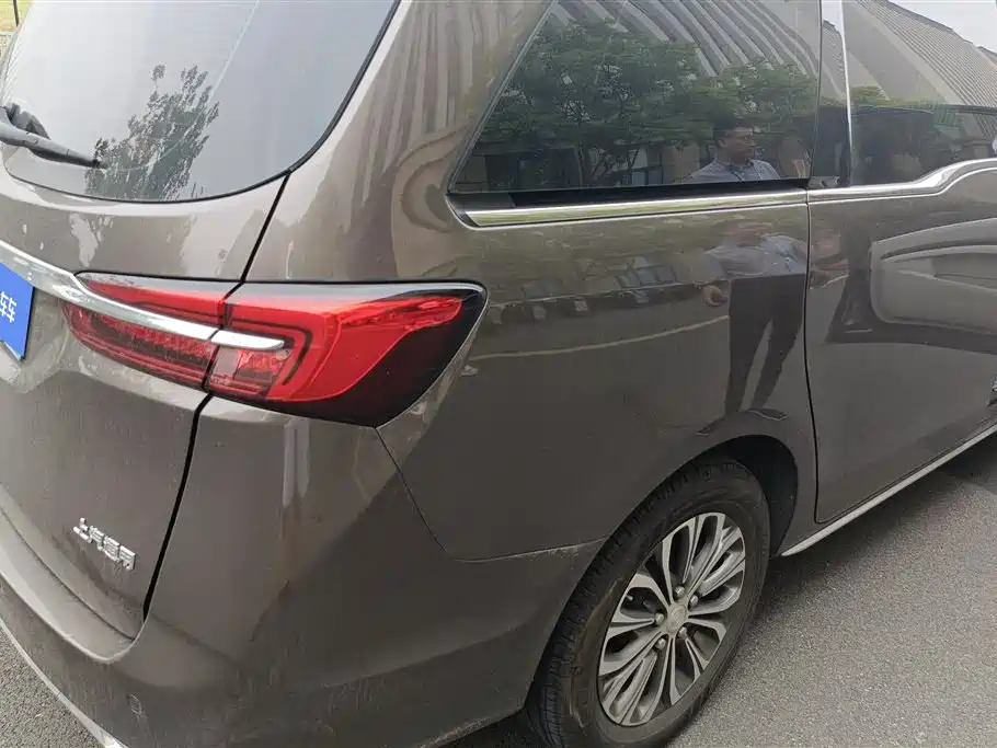Buick GL8 Land Official Cabin Comfort