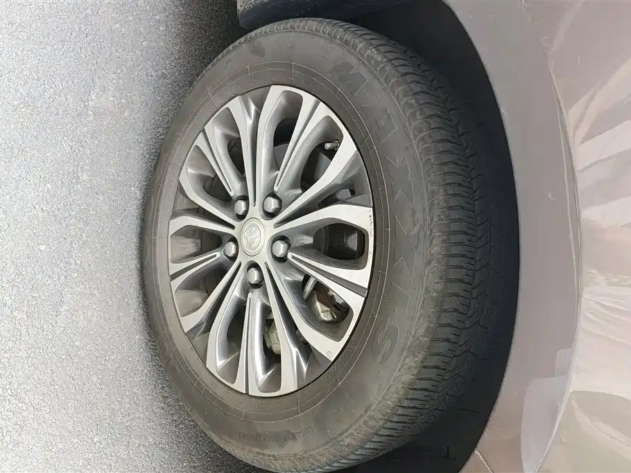 Buick GL8 Land Official Cabin Comfort