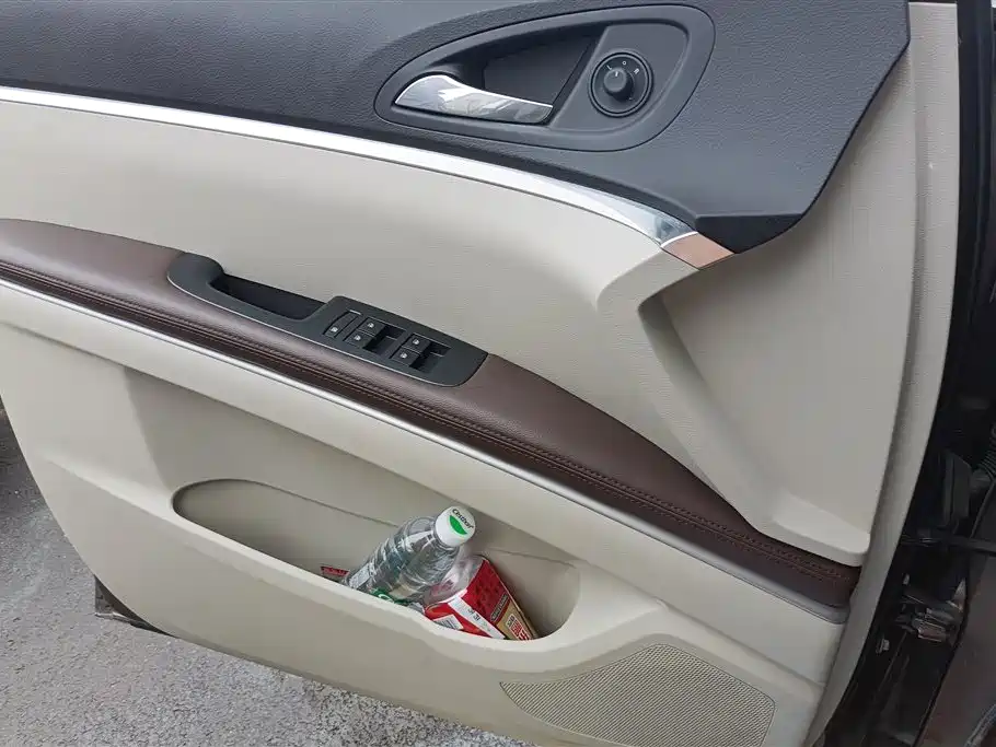 Buick GL8 Land Official Cabin Comfort