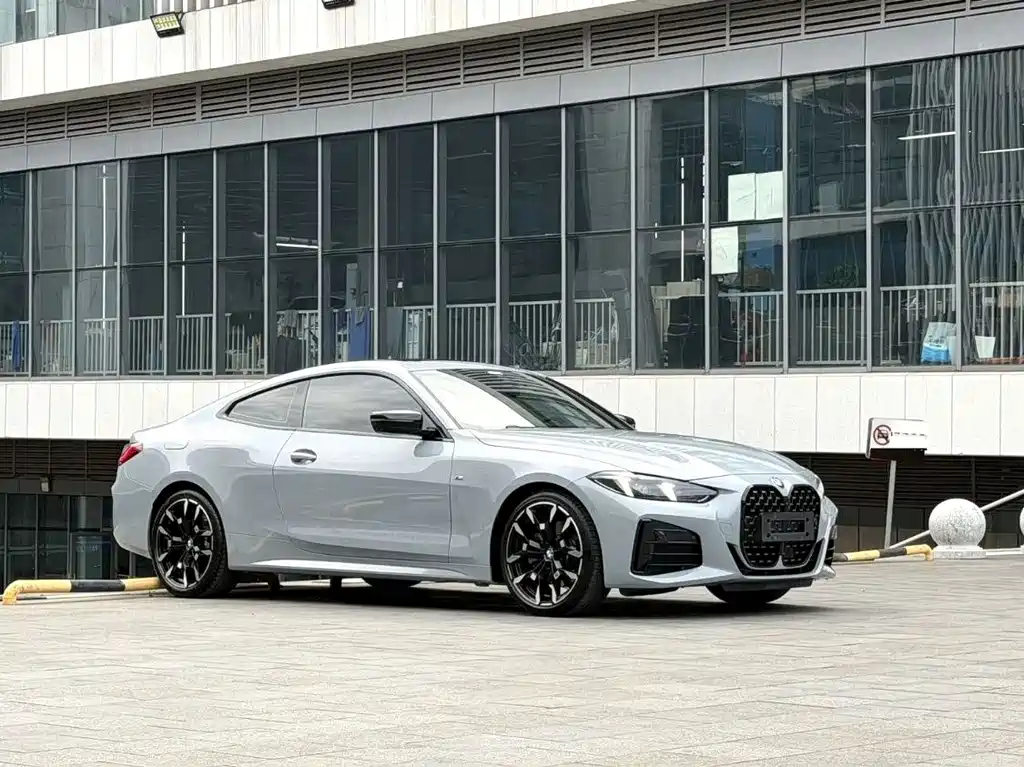 BMW 4 Series 430 i M Sport Night Package