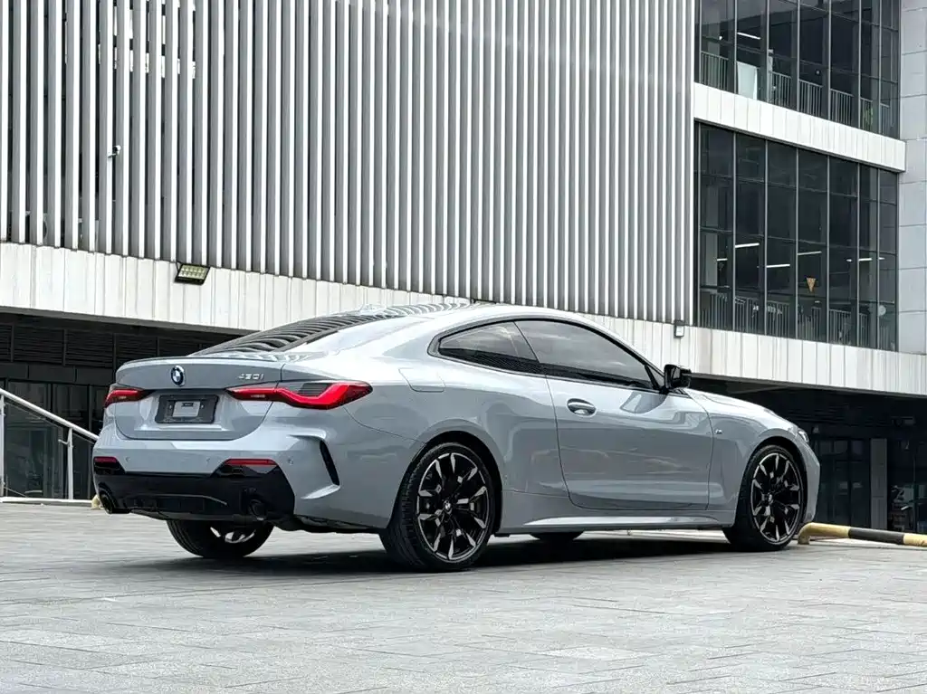 BMW 4 Series 430 i M Sport Night Package