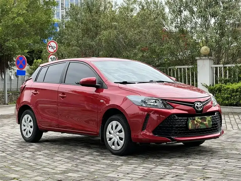 Toyota Vios FS 1.5 L CVT Sharp Speed