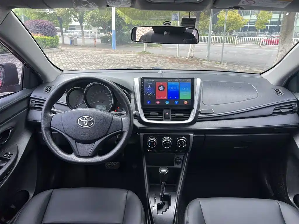 Vios FS 1.5 L CVT Sharp Speed