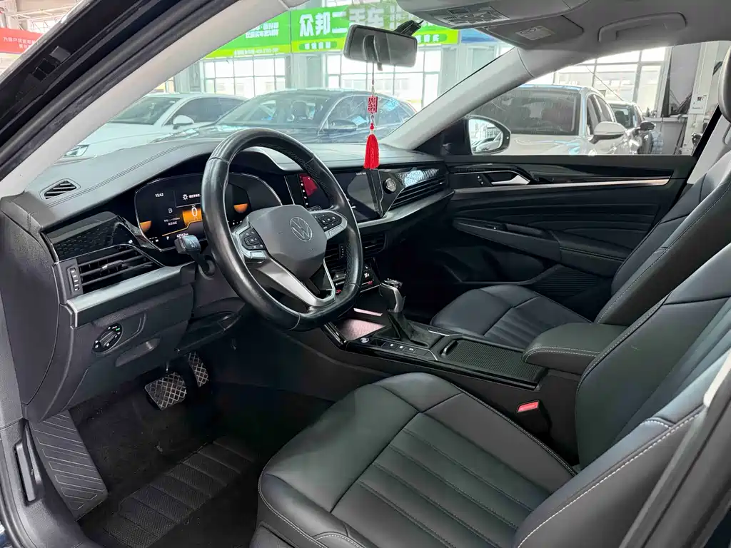 Passat 帕萨特 2023款 280 TSI 星空精英版