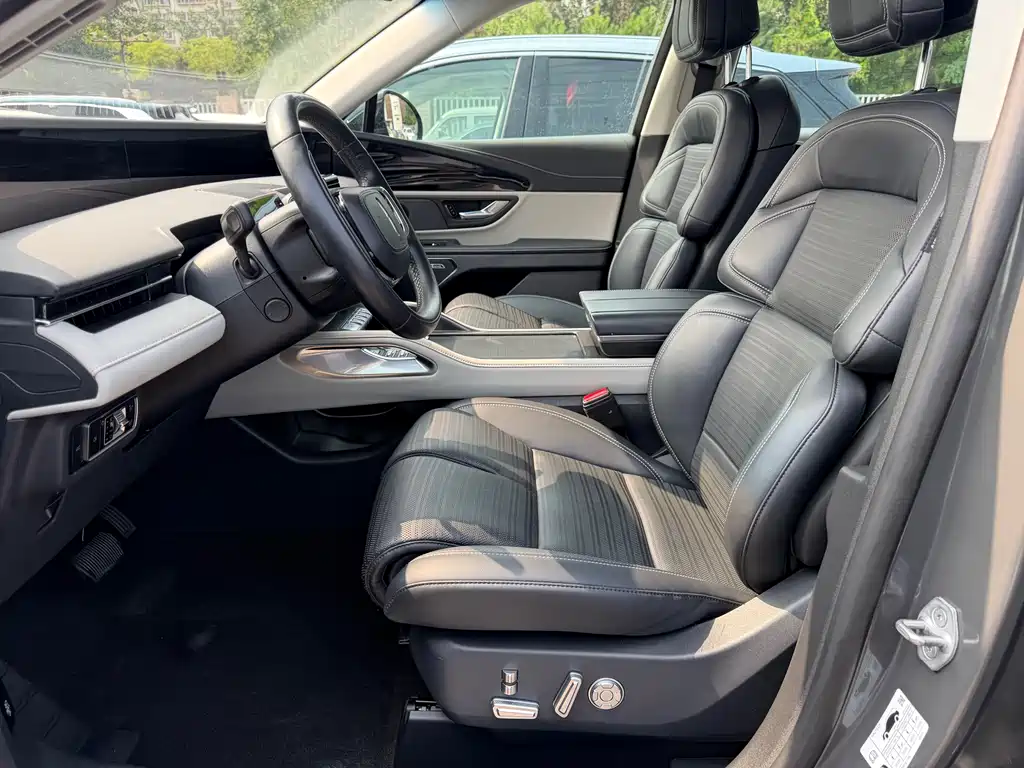 Nautilus 2.0 T 4 WD Supreme Wise