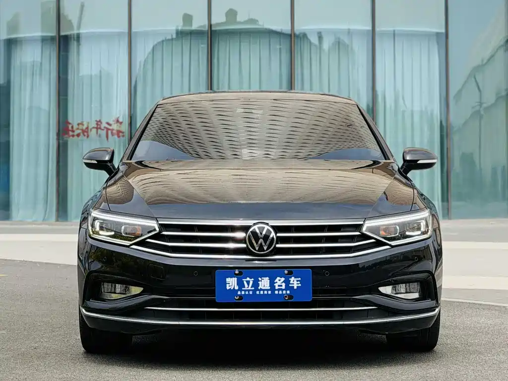 Magotan 330 TSI DSG Leading