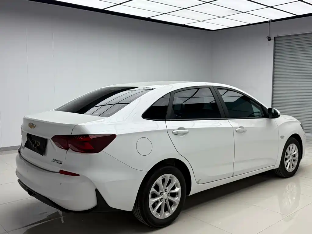 Monza 1.5 L DCT Joy
