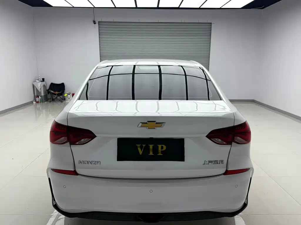 Monza 1.5 L DCT Joy