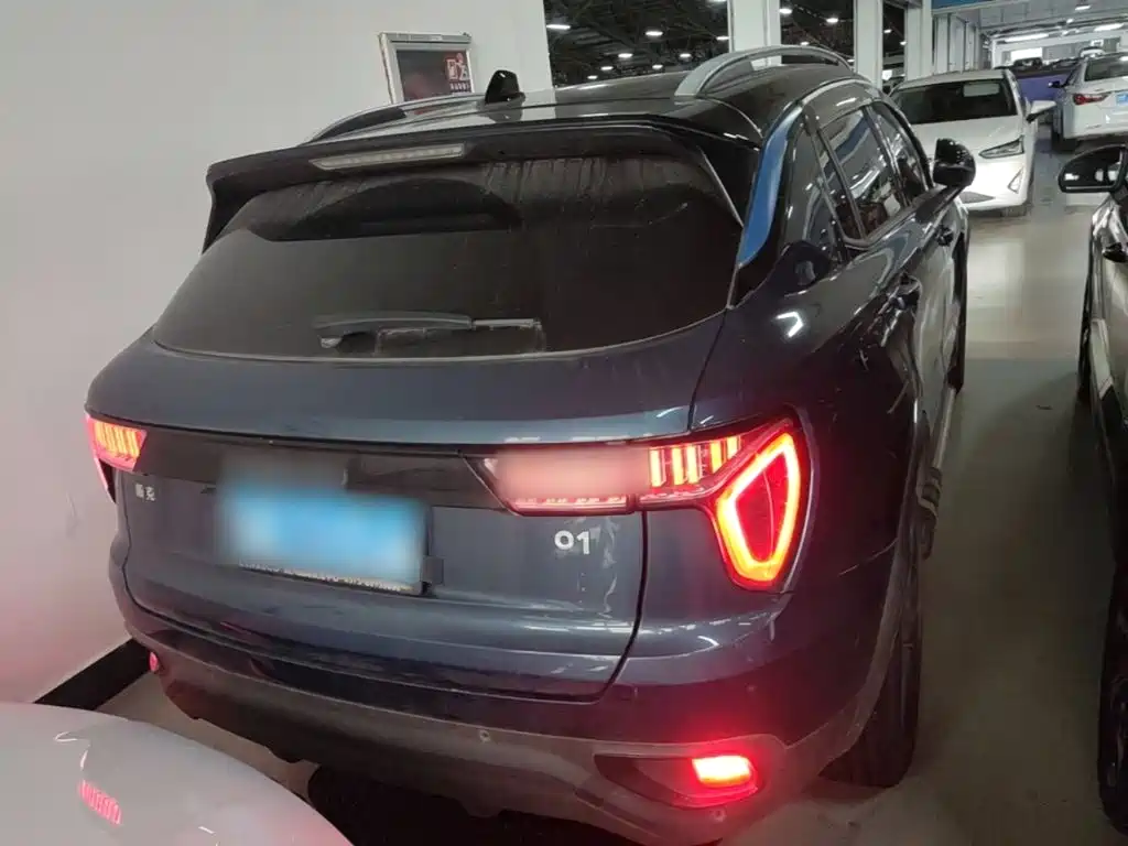 Lynk & Co 01 2.0 T 2 WD Shine Pro