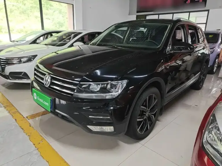 Volkswagen Tiguan L 330 TSI Auto 2 WD Smart Motion Luxury CN-VI