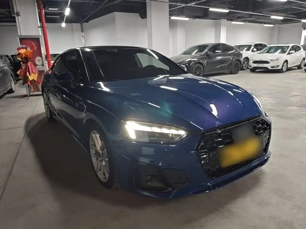 Audi A5 (Import) Coupe 40 TFSI Fashion Dynamic