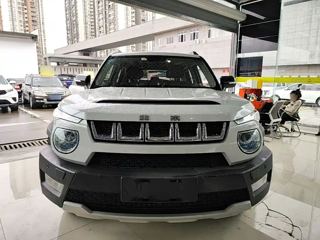 Beijing Offroad BJ20 1.5 T CVT Luxury