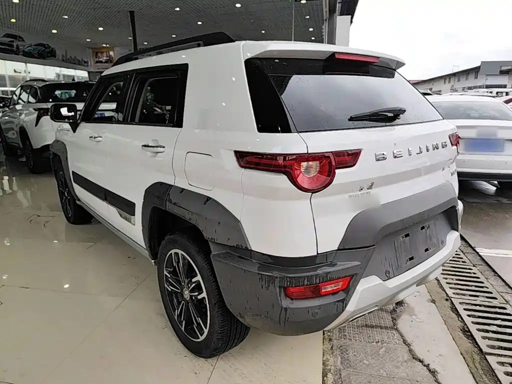 Beijing Offroad BJ20 1.5 T CVT Luxury