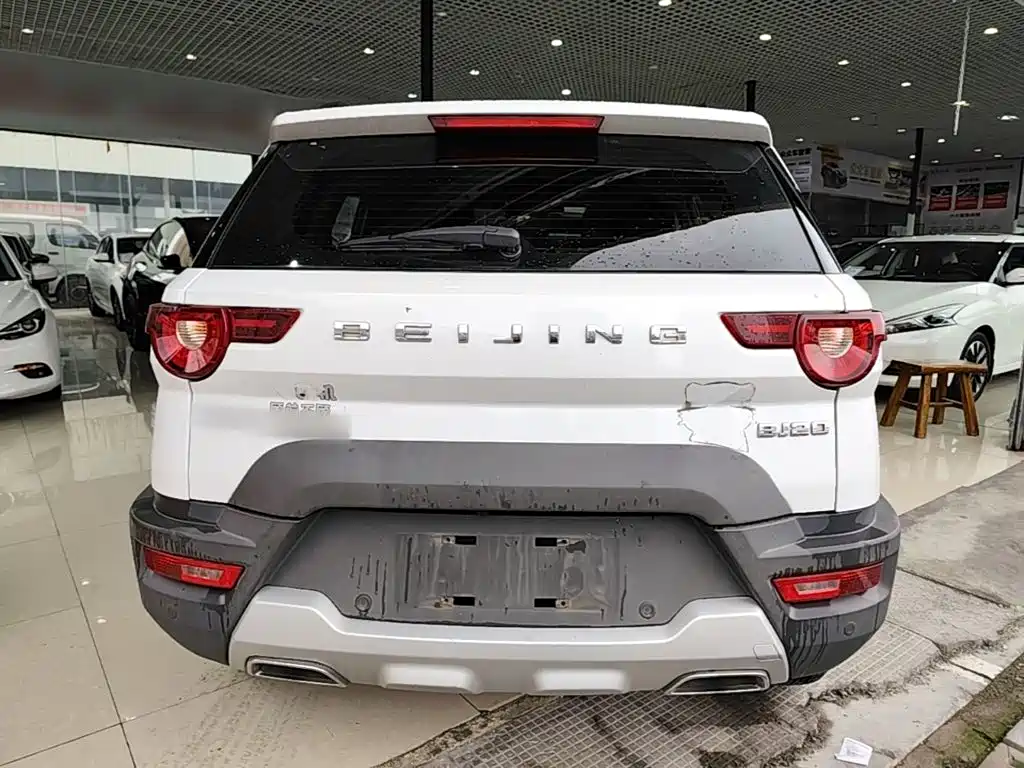 Beijing Offroad BJ20 1.5 T CVT Luxury