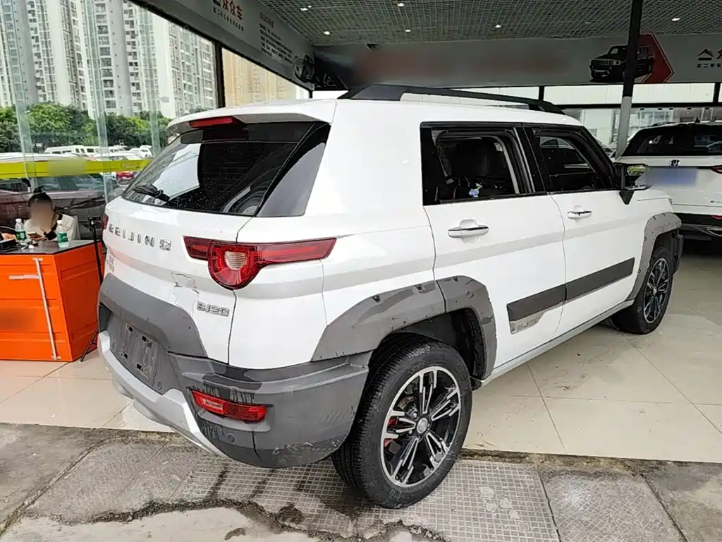 Beijing Offroad BJ20 1.5 T CVT Luxury